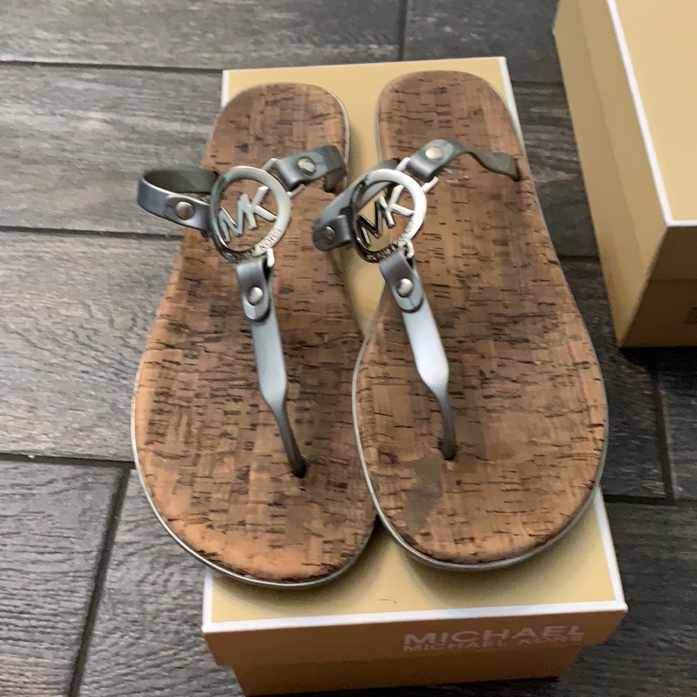 Michael Kors Silver sandals 9